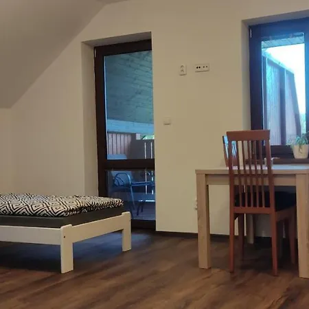 招待所 Bystricka Vsetín